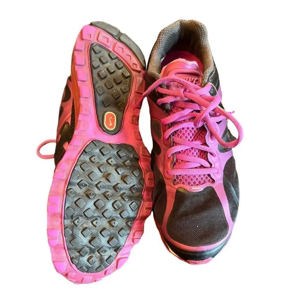 Nike Air Max Black Magenta Women's Size 9.5‎